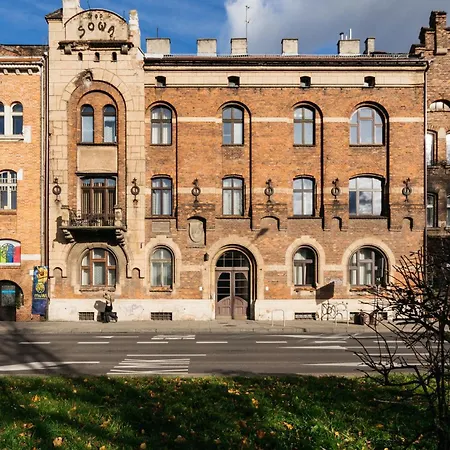 Native Krasinskiego 21 *