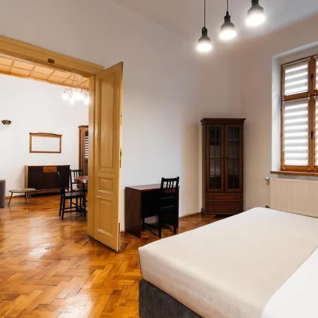 Native Krasinskiego 21 * Krakau